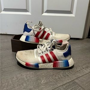 Men’s shoes size 9